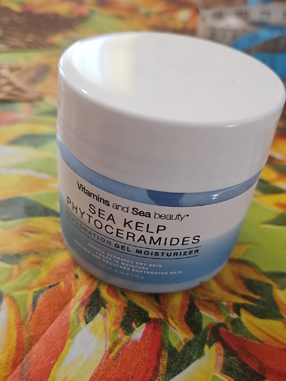Sea Kelp Phytoceramides Hydration Gel Moisturizer - - White & Blue